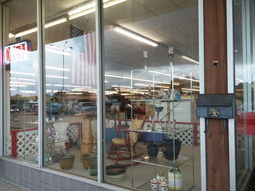 Thrift Store «Wayside Christian Mission Bargain Center», reviews and photos