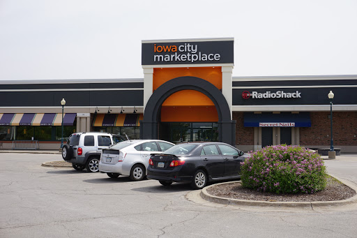 RadioShack - Closed, 1654 Sycamore St, Iowa City, IA 52240, USA, 