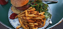 Hamburger du Restaurant Café Père Tanguy à Paris - n°6