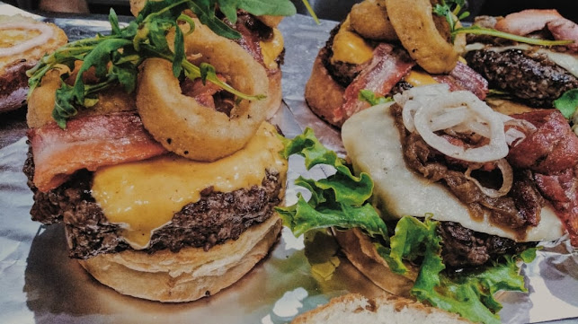 Opiniones de Street Burger en San Isidro - Restaurante