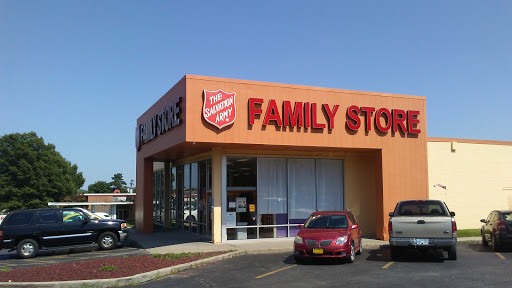 The Salvation Army Family Store & Donation Center, 6219 Johnson Dr, Mission, KS 66202, USA, 