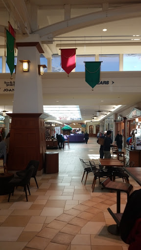 Shopping Mall «Sooner Mall», reviews and photos, 3301 W Main St, Norman, OK 73072, USA