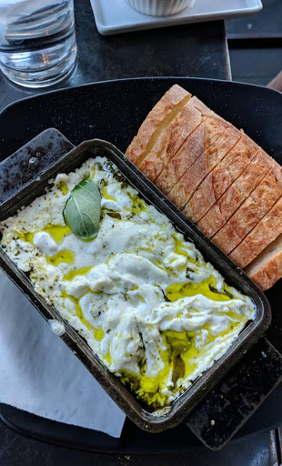 Wine Bar «Venice Beach Wines», reviews and photos, 529 Rose Ave, Venice, CA 90291, USA