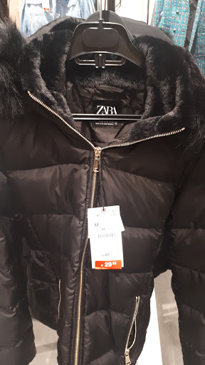 Stores to buy women's quilted vests Mannheim