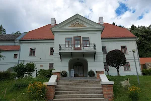 Palace of Püspökszentlászló image