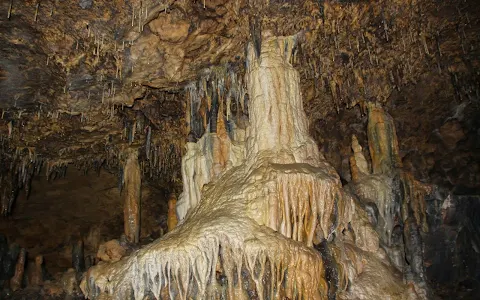 Cave Enebralejos image