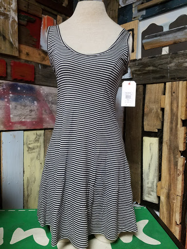 Surf Shop «Surf The Earth», reviews and photos, 47 Da Gullah Way, Pawleys Island, SC 29585, USA