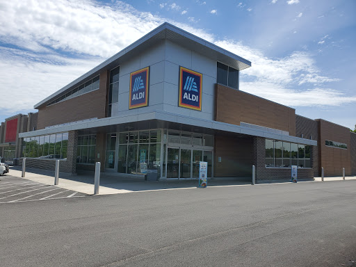 Supermarket «ALDI», reviews and photos, 772 Rostraver Rd, Belle Vernon, PA 15012, USA