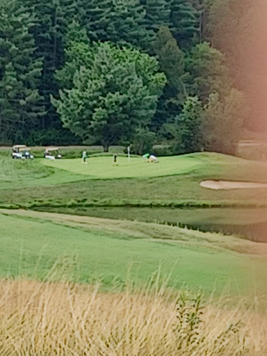 Golf Club «Oak Shadows Golf Club», reviews and photos, 1063 Oak Shadows Dr NE, New Philadelphia, OH 44663, USA