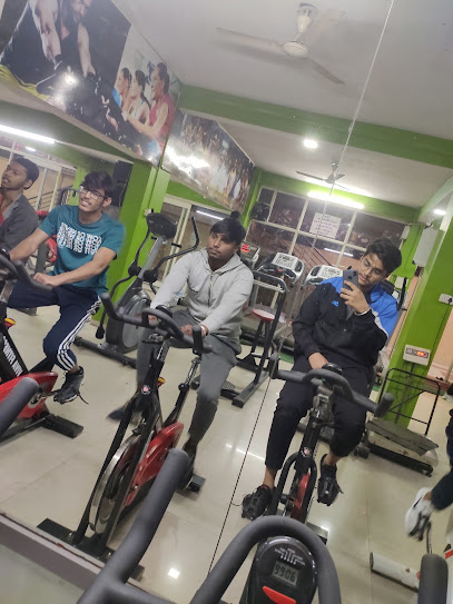 Spartan Unisex Gym & Fitness Center - B-7, Agrawal Plaza, H.I.G. Colony, H.I.G, HIG Main Rd, Indore, Madhya Pradesh 452001, India