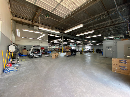 Auto Body Shop «Fairway Auto Body Collision Repair Shop», reviews and photos, 723 Keith Dr, Greenville, SC 29607, USA