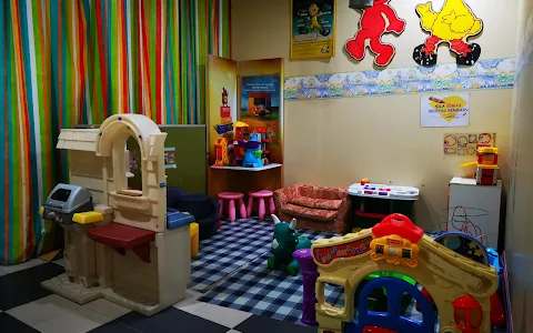 Klinik Pediatrik Adek image