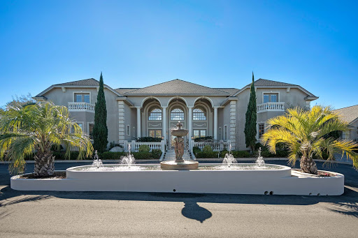 Real Estate Agents «Thomas Henthorne, Marin County Real Estate Agent & Marin Realtor», reviews and photos, 500 Drakes Landing Rd, Greenbrae, CA 94904, USA