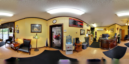 Auto Repair Shop «Gateway Auto Clinic», reviews and photos, 4750 Wilmington Pike, Dayton, OH 45440, USA