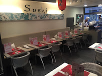 Atmosphère du Restaurant asiatique Oullins Sushi Wok à Oullins-Pierre-Bénite - n°10