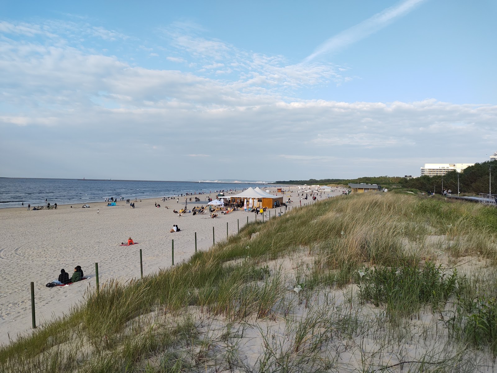 Foto von Swinoujscie Beach und die siedlung