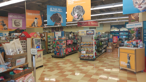 Pet Supply Store «Petco Animal Supplies», reviews and photos, 4030 N MacArthur Blvd #200, Irving, TX 75038, USA