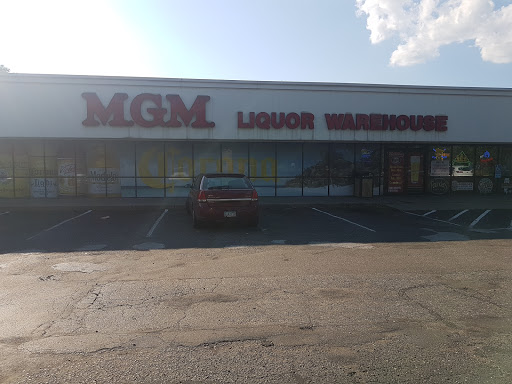 Liquor Store «MGM Liquor Warehouse», reviews and photos, 255 County Hwy 10, Blaine, MN 55434, USA