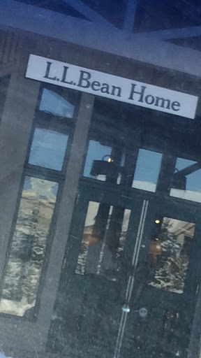 Clothing Store «L.L. Bean», reviews and photos, 95 Main St, Freeport, ME 04032, USA