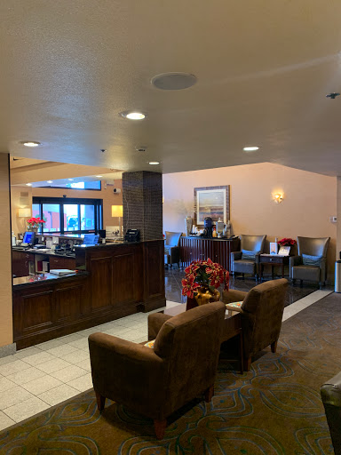 Hotel «Holiday Inn Express Union City», reviews and photos