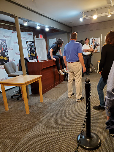 Book Store «Bookends», reviews and photos, 211 E Ridgewood Ave, Ridgewood, NJ 07450, USA