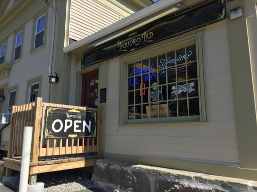 The Liquor Lad, 17 Burlington Rd, Harwinton, CT 06791, USA, 
