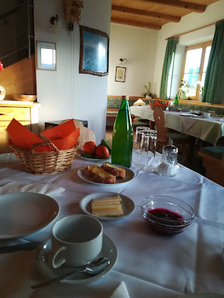 Plats et boissons Appartamento vacanze Alpenbadl „Oberfraunerhof“ 39040 Snodres