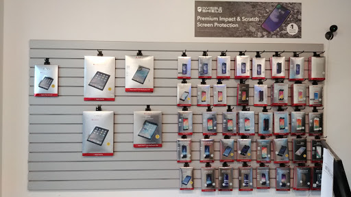 Mobile Phone Repair Shop «CPR Cell Phone Repair South Asheville», reviews and photos, 1840 Hendersonville Rd Suite 102, Asheville, NC 28803, USA