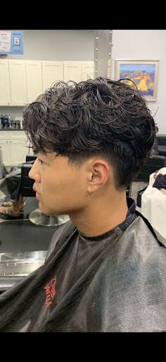 Beauty Salon «Cutz Hair Salon», reviews and photos, 2956 S Rochester Rd, Rochester Hills, MI 48307, USA