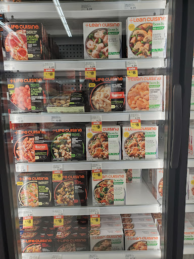 Grocery Store «Meijer», reviews and photos, 755 E Boughton Rd, Bolingbrook, IL 60440, USA