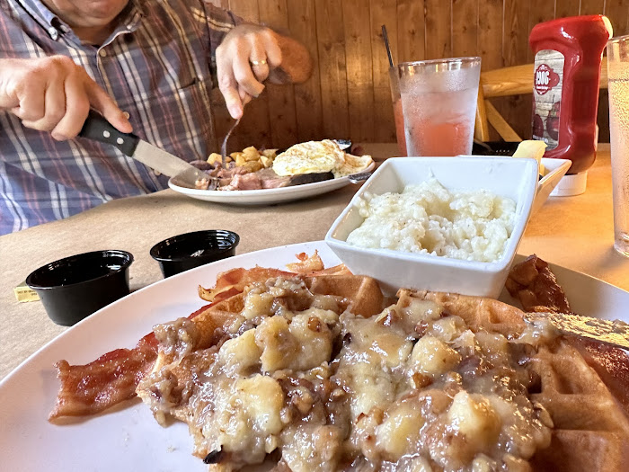 Restaurant near Hampton Inn Fairhope-Mobile Bay, AL