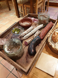 Photo n°83 de Sire De Cabaret à Roquefère ()