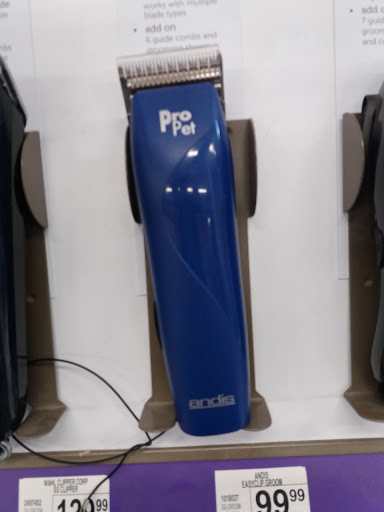 State Liquor Store «NH Liquor & Wine Outlet», reviews and photos, 92 Cluff Crossing Rd, Salem, NH 03079, USA