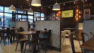 Photo n°36 de Carl's Jr. Vélizy-Villacoublay à Vélizy-Villacoublay ()