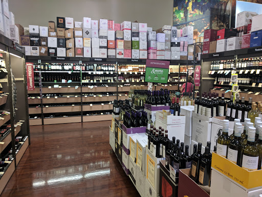 Wine Store «Total Wine & More», reviews and photos, 1744 Laskin Rd, Virginia Beach, VA 23454, USA