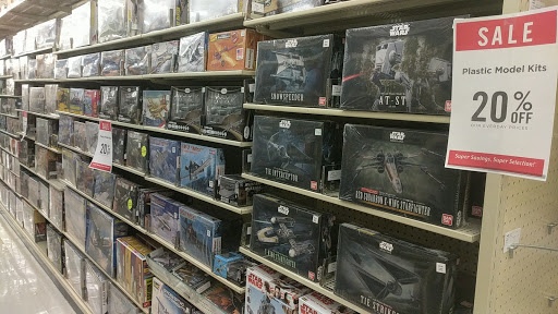 Craft Store «Hobby Lobby», reviews and photos, 3180 N College Ave #3, Fayetteville, AR 72701, USA