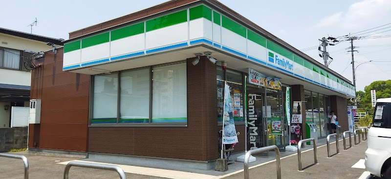 ファミリーマート 熊本秋津新町店