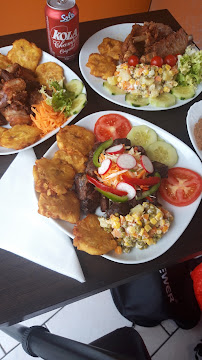 Plats et boissons du Restaurant didine food gamelle creole à Villiers-le-Bel - n°4