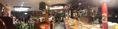 Atmosphère du Restaurant asiatique ROYAL SUSHI à Courbevoie - n°15