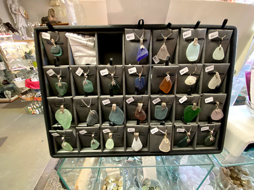 Book Store «White Light Books», reviews and photos, 1464 Park Ave, Cranston, RI 02920, USA