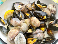 Huître du Bar-restaurant à huîtres La cabane de Batifou à Dolus-d'Oléron - n°3