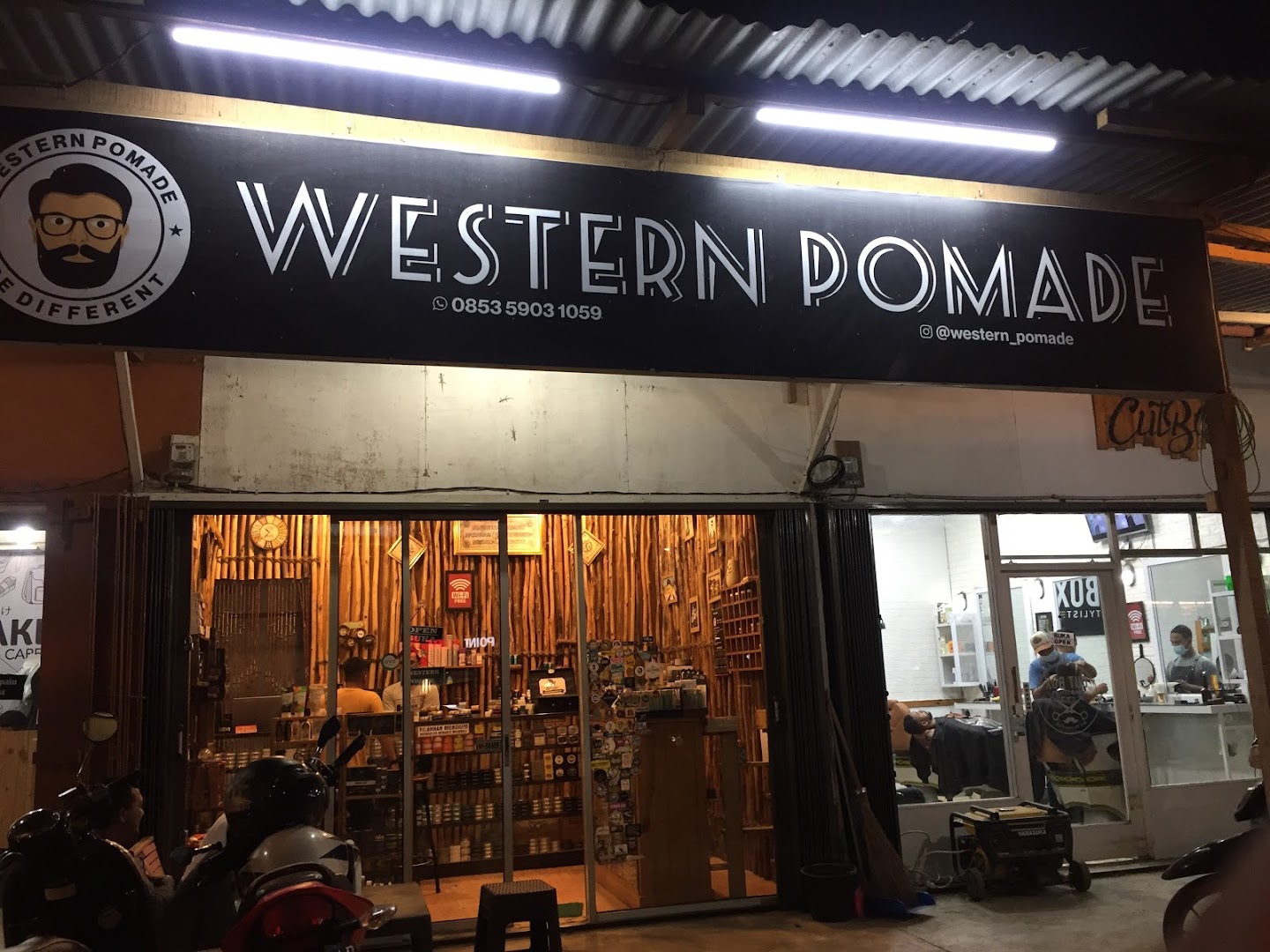 Western Pomade Photo