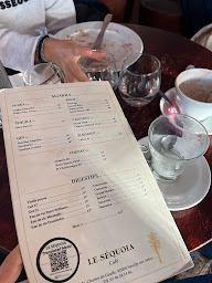Photo n°2 de Le Séquoia Café à Neuilly-sur-Seine ()