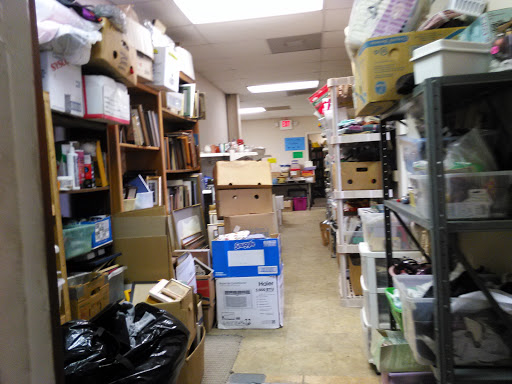 Thrift Store «Helping Hands of Polk County», reviews and photos, 1615 S Combee Rd, Lakeland, FL 33801, USA