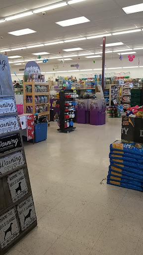 Pet Supply Store «Concord Pet Foods & Supplies», reviews and photos, 1720 Faulkland Rd, Wilmington, DE 19805, USA