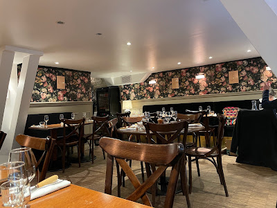 Le Comptoir des Petits Champs à Paris
