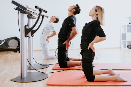Rückengesundheitscenter by Gragger Rene | EMS-Training | Persönlicher Fitnesstrainer | Fitnessstudio - Gleisdorf Neugasse 115, 8200 Gleisdorf, Österreich