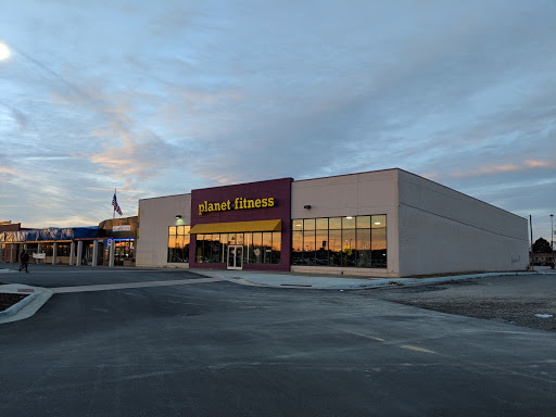 Gym «Planet Fitness», reviews and photos, 1060 W Mercury Blvd, Hampton, VA 23666, USA