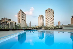 Pyramisa Suites Hotel Cairo image