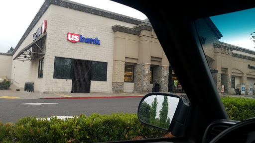 Grocery Store «Safeway», reviews and photos, 4320 SE King Rd, Milwaukie, OR 97222, USA